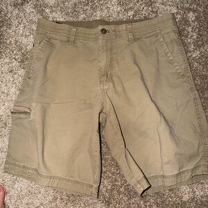 Weatherproof shorts. Size 34W. EUC
